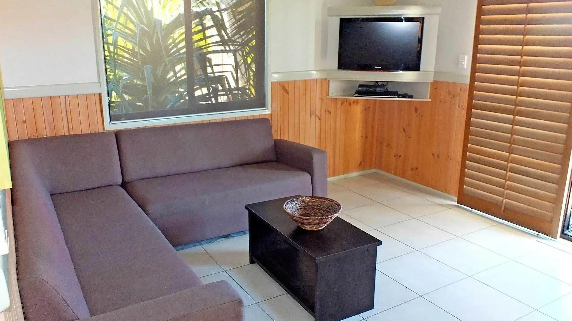Broadwater Tourist Park Hotel Southport