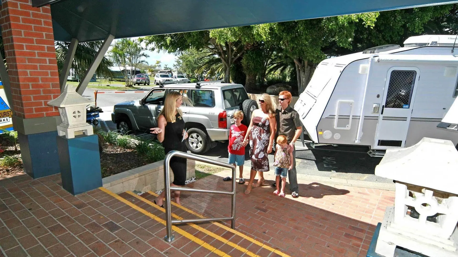Broadwater Tourist Park Hotel Southport
