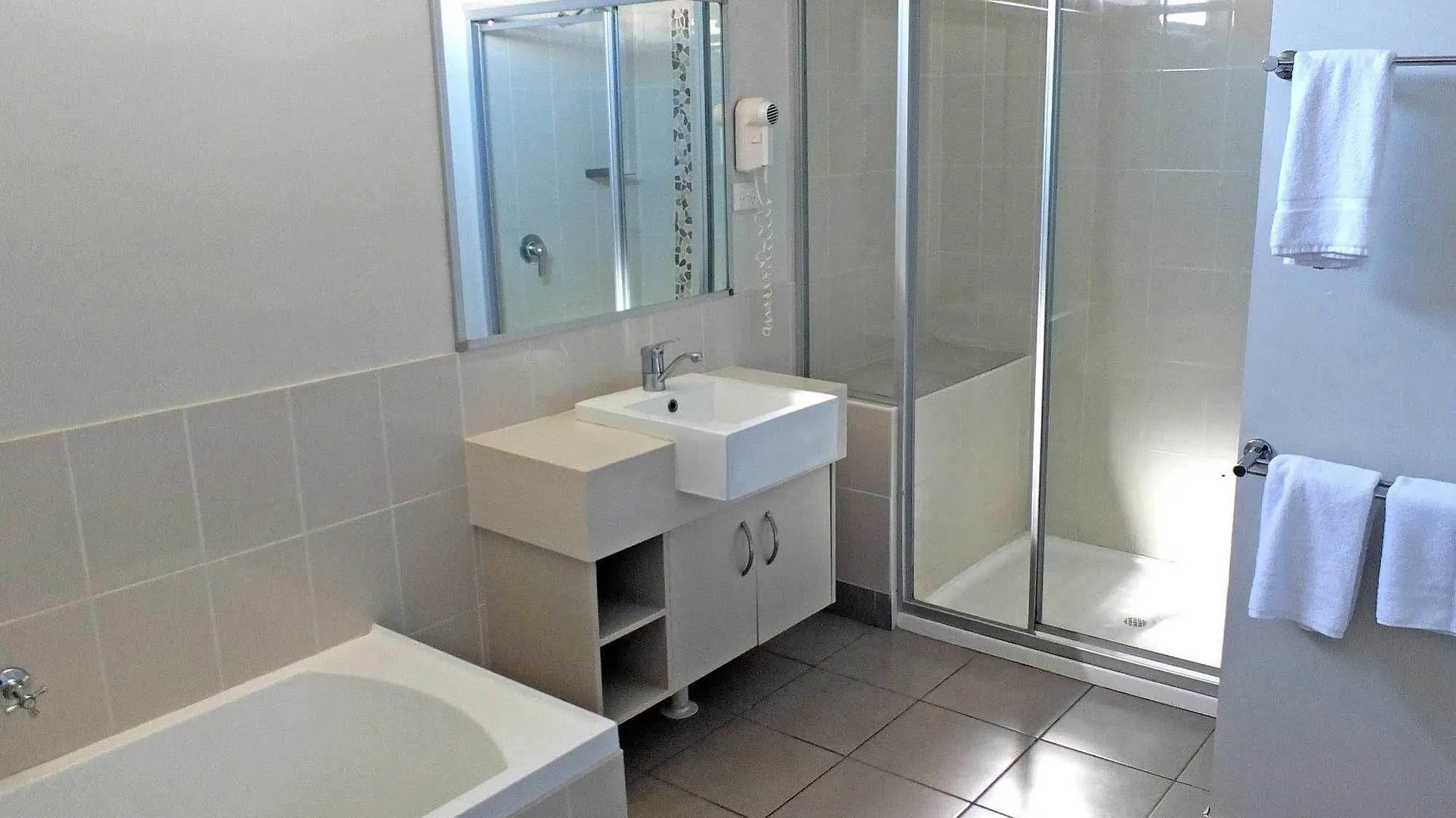 Broadwater Tourist Park Hotel Southport